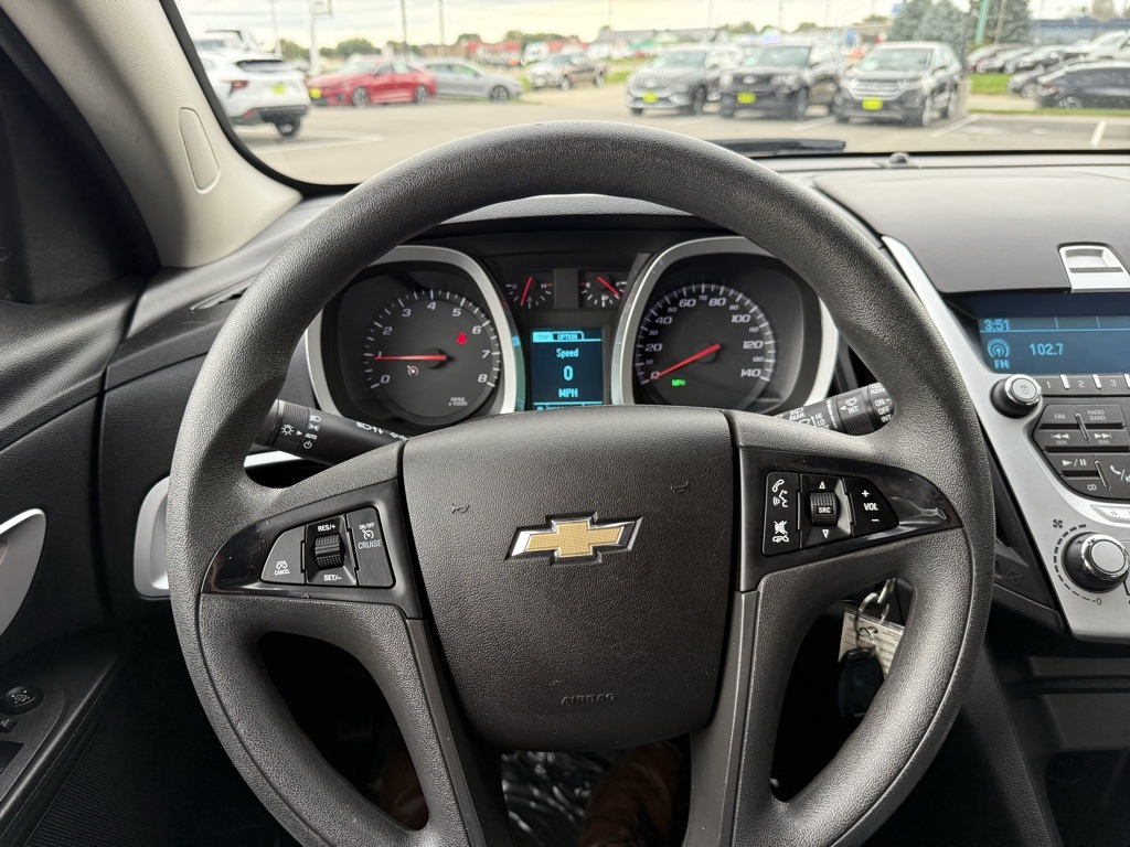 2015 Chevrolet Equinox LS photo 23