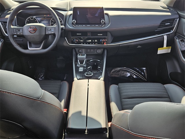 2026 Nissan Rogue SV photo 4