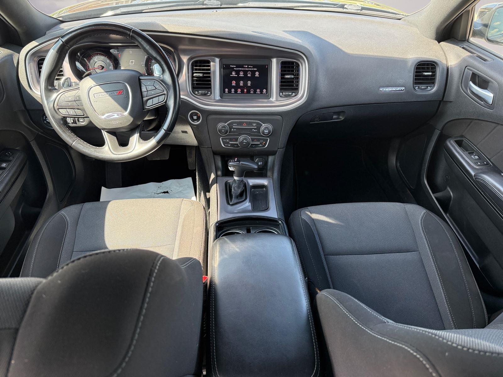 2021 Dodge Charger SXT photo 10