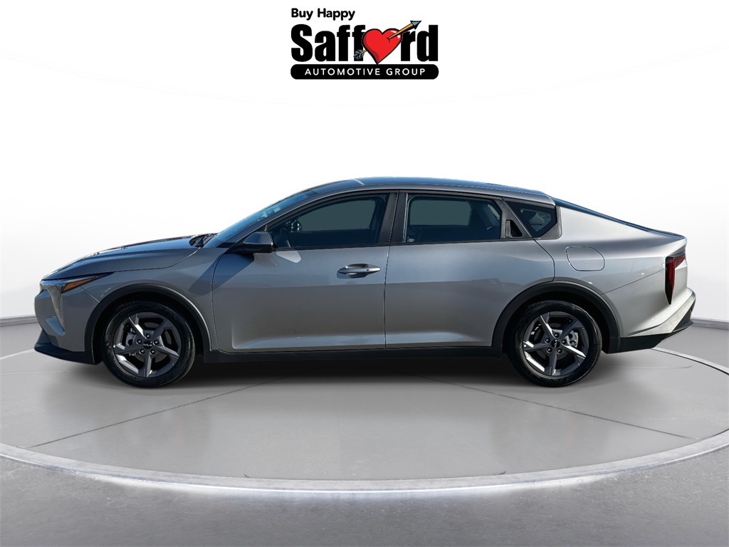 2025 Kia K4 LXS photo 4