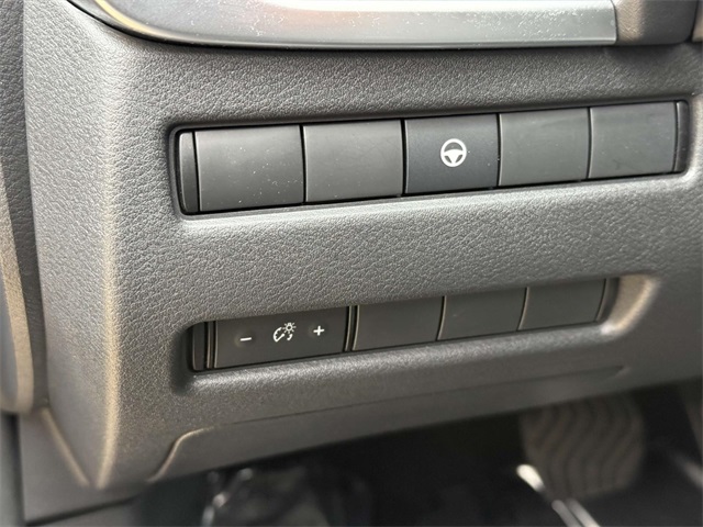 2021 Nissan Rogue SV photo 26