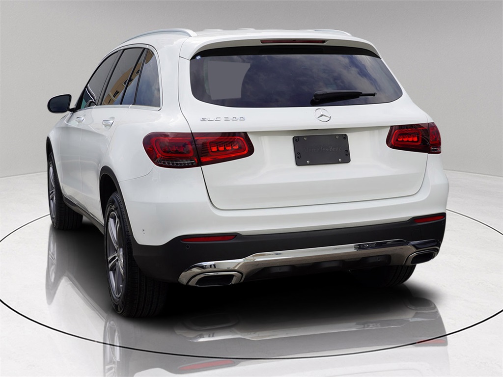 2022 Mercedes Benz GLC 300 photo 4