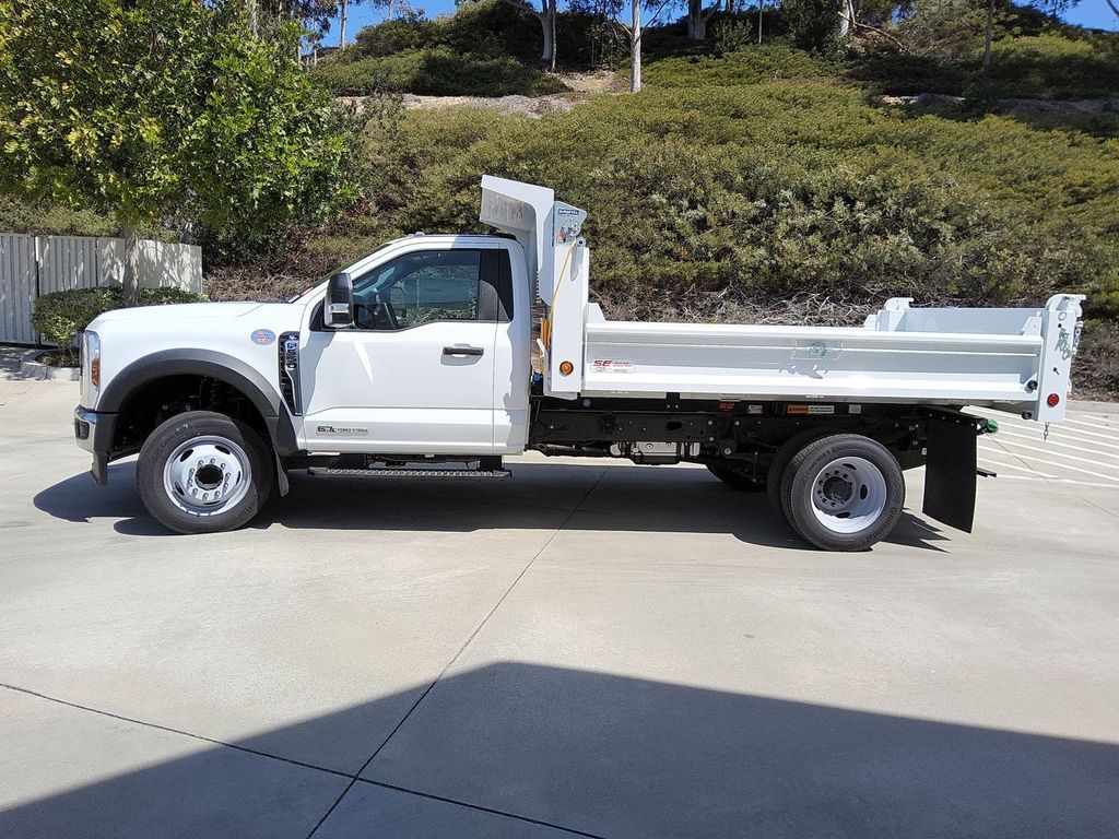 2024 Ford F-550 photo 18