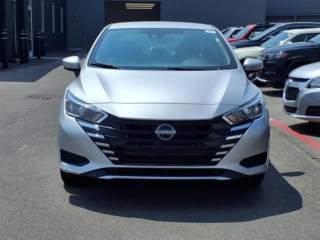 2023 Nissan Versa SV photo 20