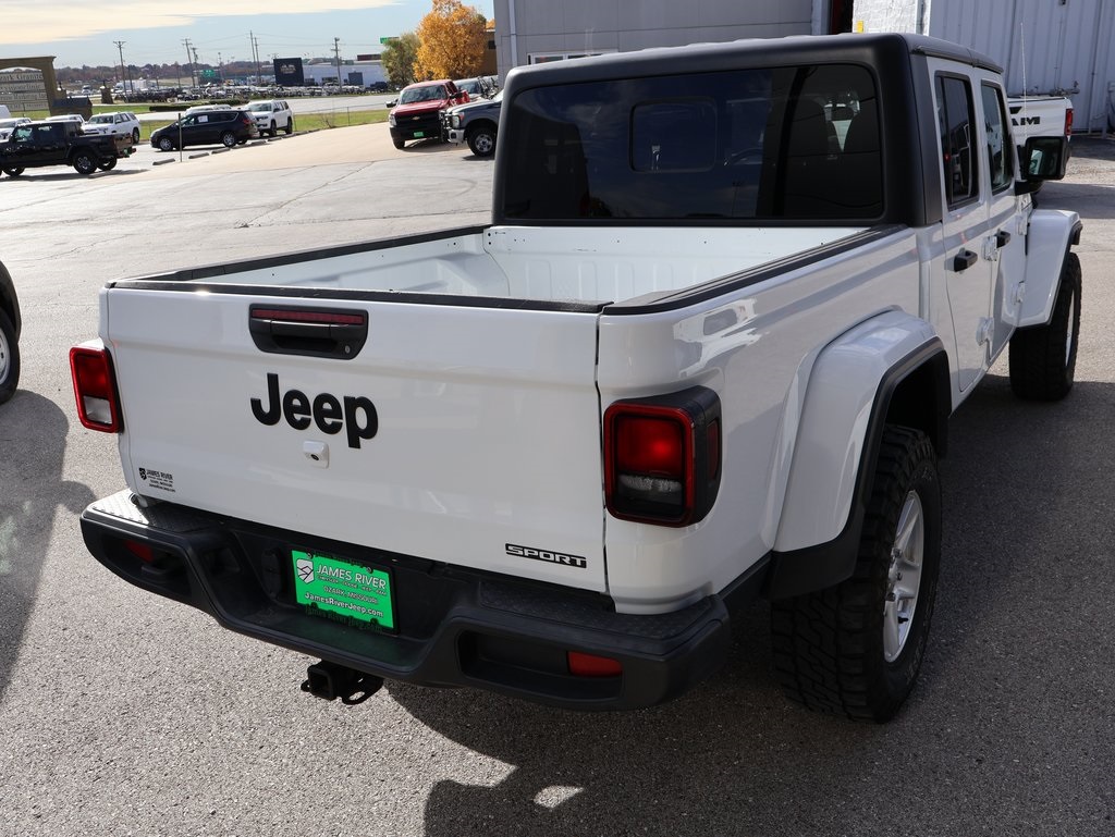 2021 Jeep Gladiator Sport photo 4