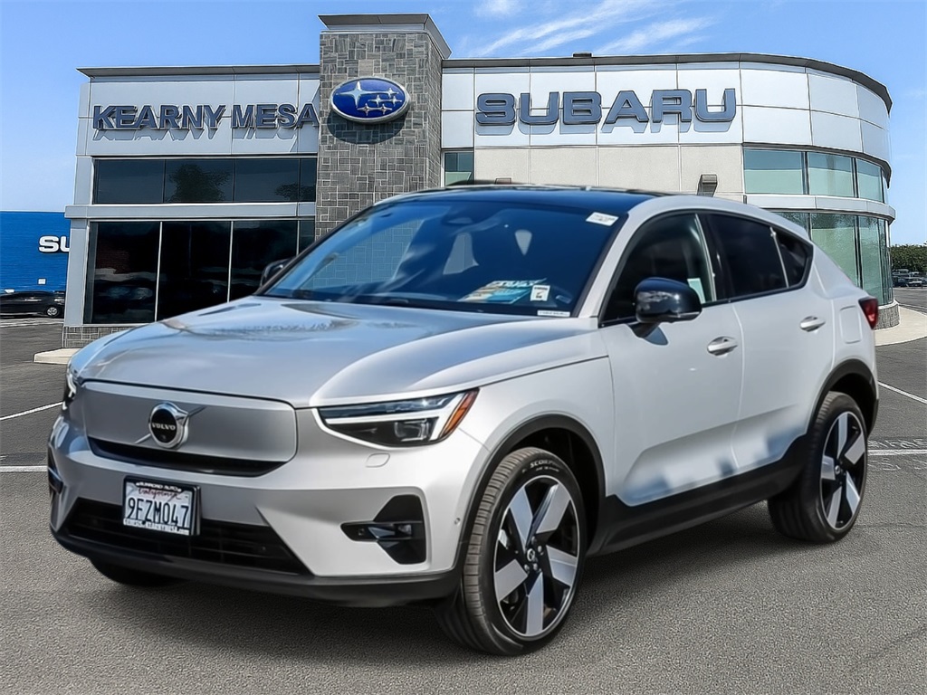 2023 Volvo C40 Recharge Ultimate photo 3