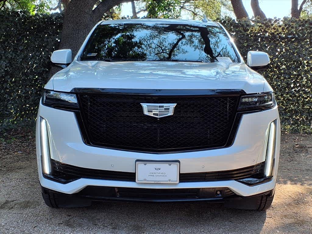 2021 Cadillac Escalade Sport photo 2