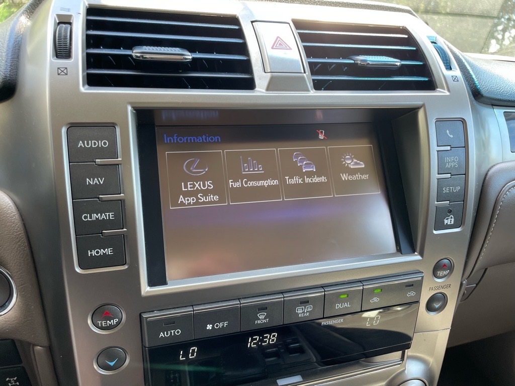 2019 Lexus GX 460 photo 13