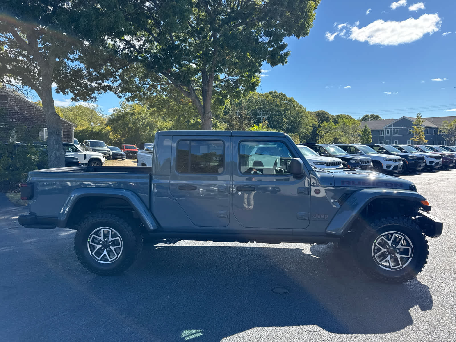 2025 Jeep Gladiator Rubicon photo 3