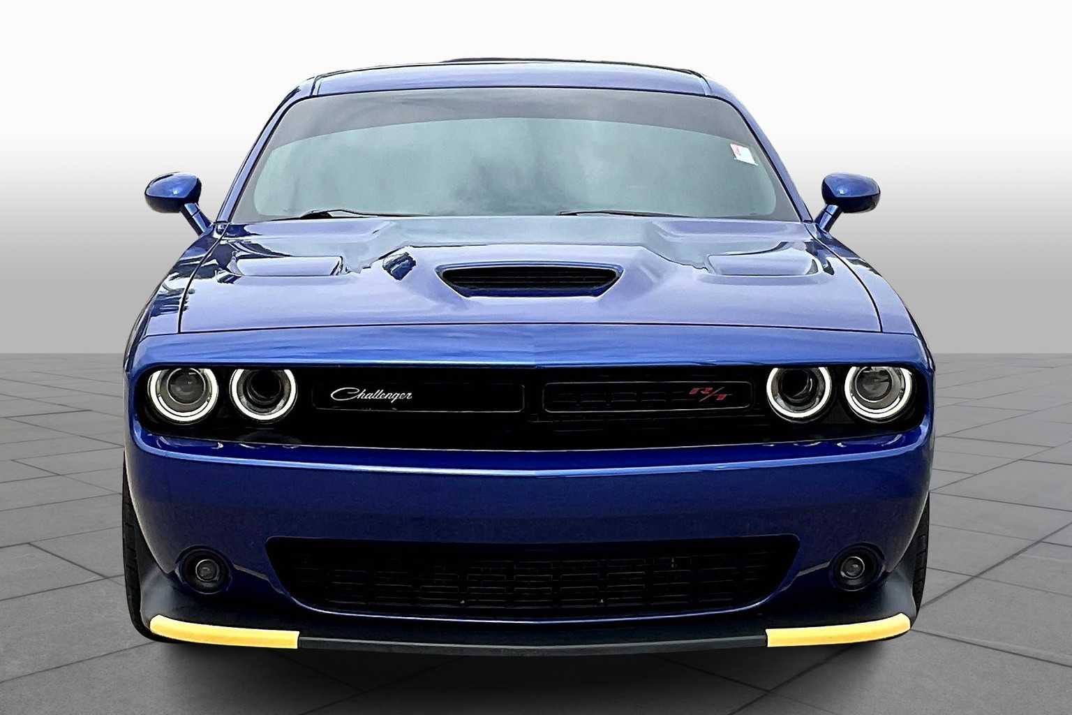 2021 Dodge Challenger R/T Scat Pack photo 3