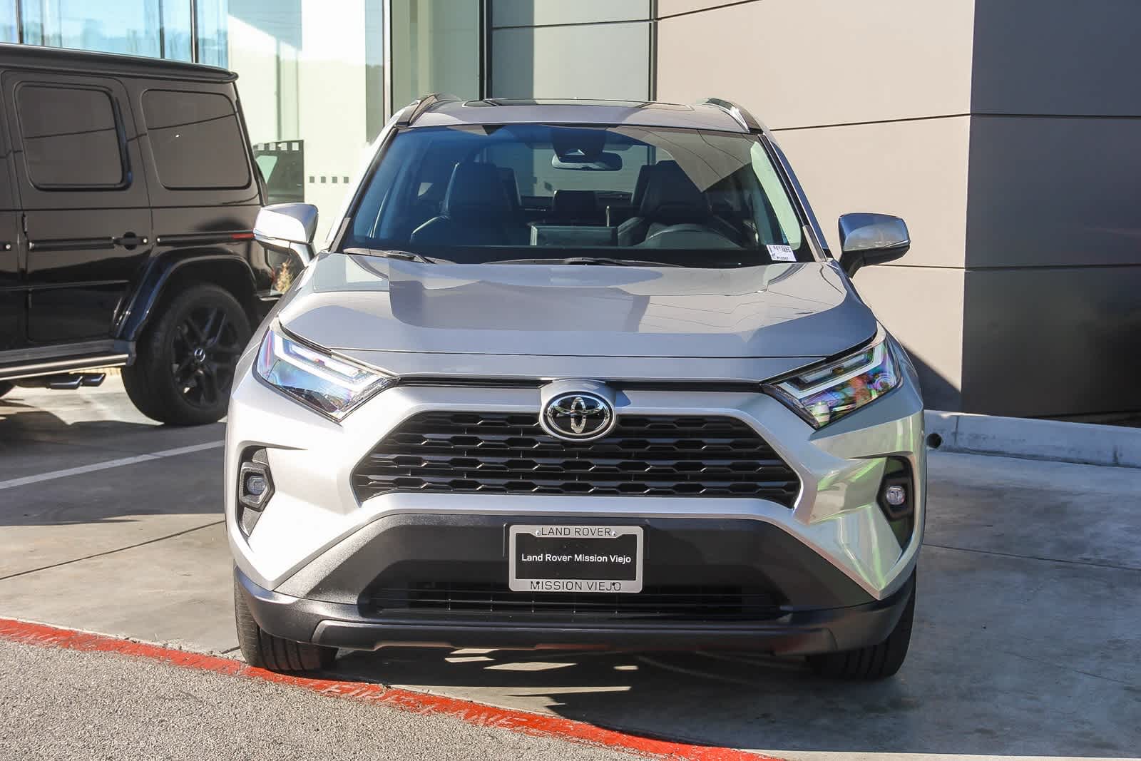 2022 Toyota RAV4 XLE Premium photo 2