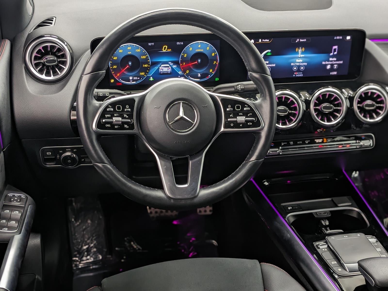 2023 Mercedes Benz GLA 250 4MATIC photo 3