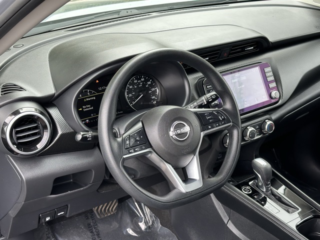 2023 Nissan Kicks SV photo 6