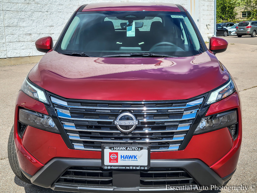 2026 Nissan Rogue SV photo 4