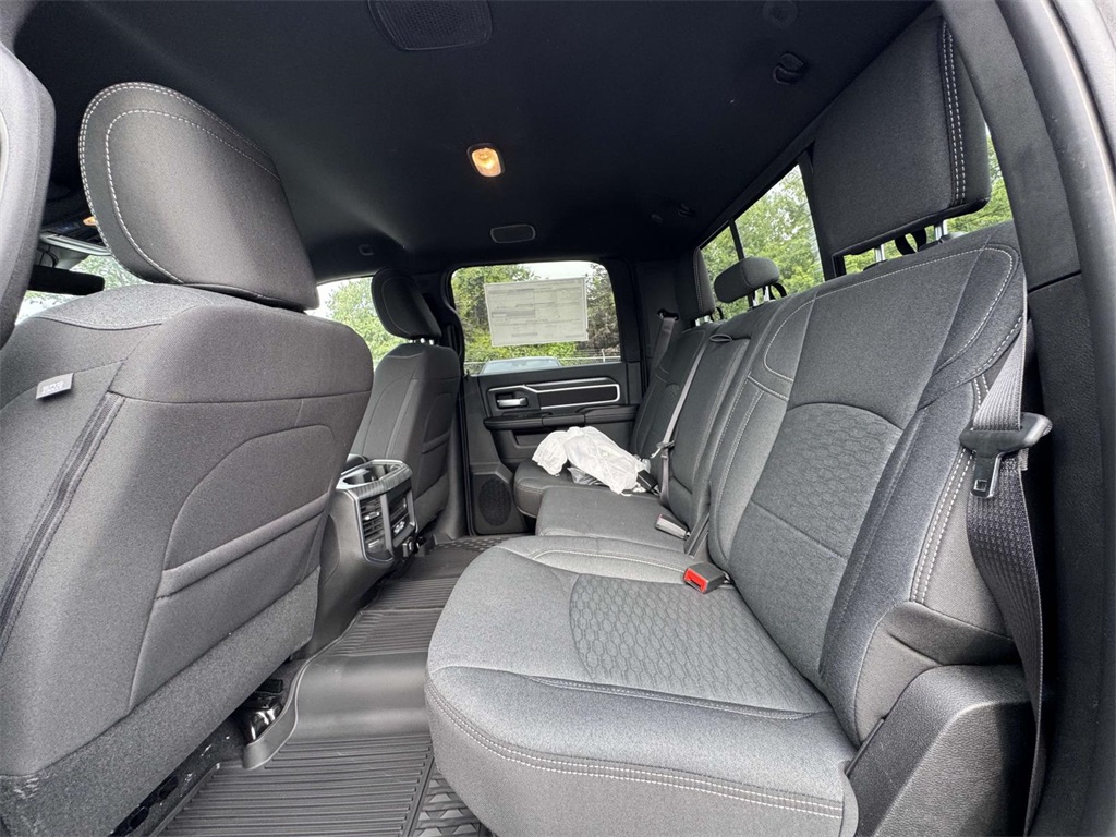 2025 Ram 2500 Big Horn photo 13