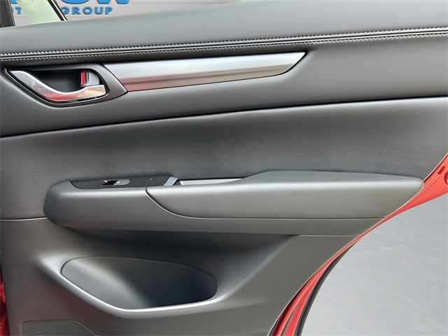 2025 Mazda CX-5 2.5 Select photo 26