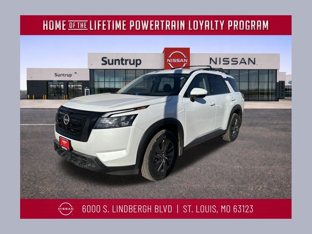 2025 Nissan Pathfinder SV's photo