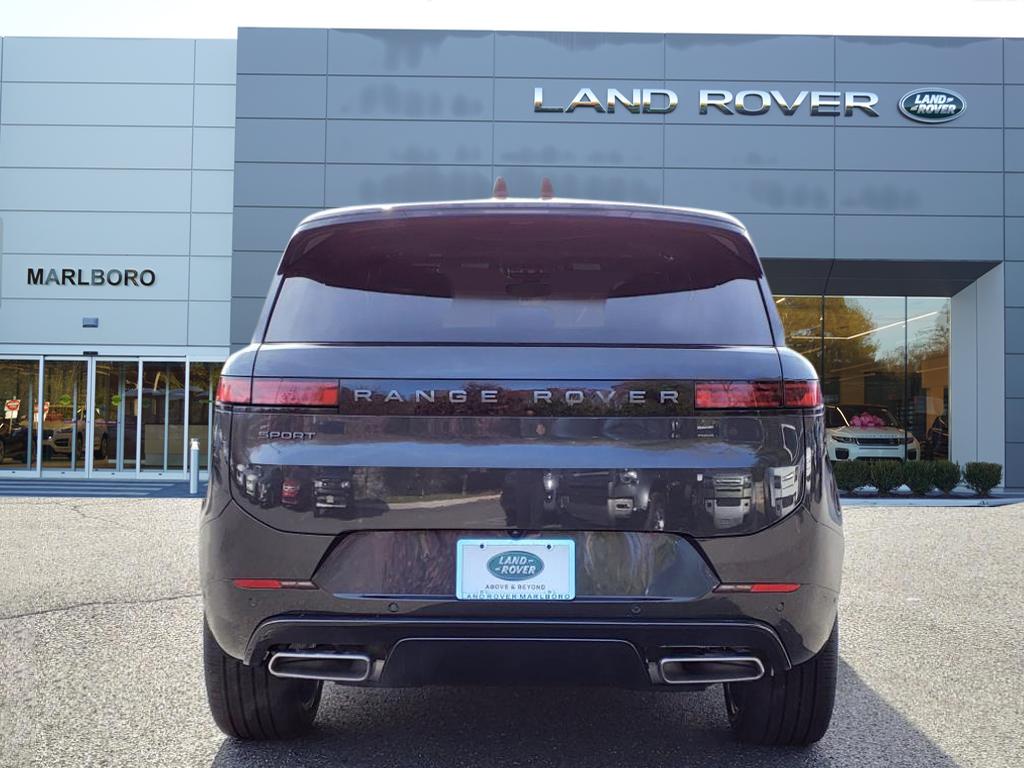 2025 Land Rover Range Rover Sport SE photo 7