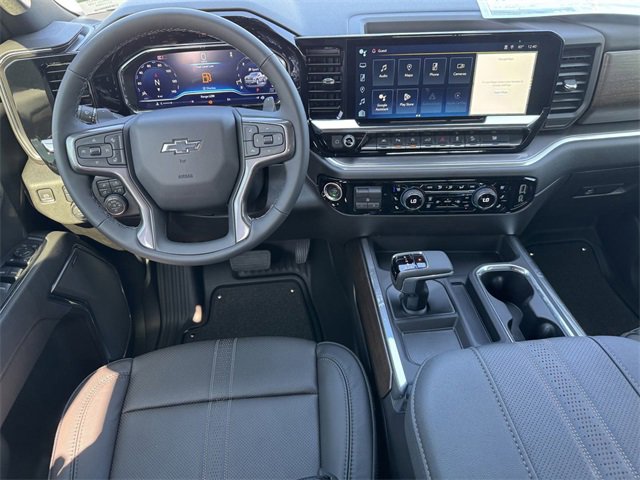 2025 Chevrolet Silverado 1500 High Country photo 15