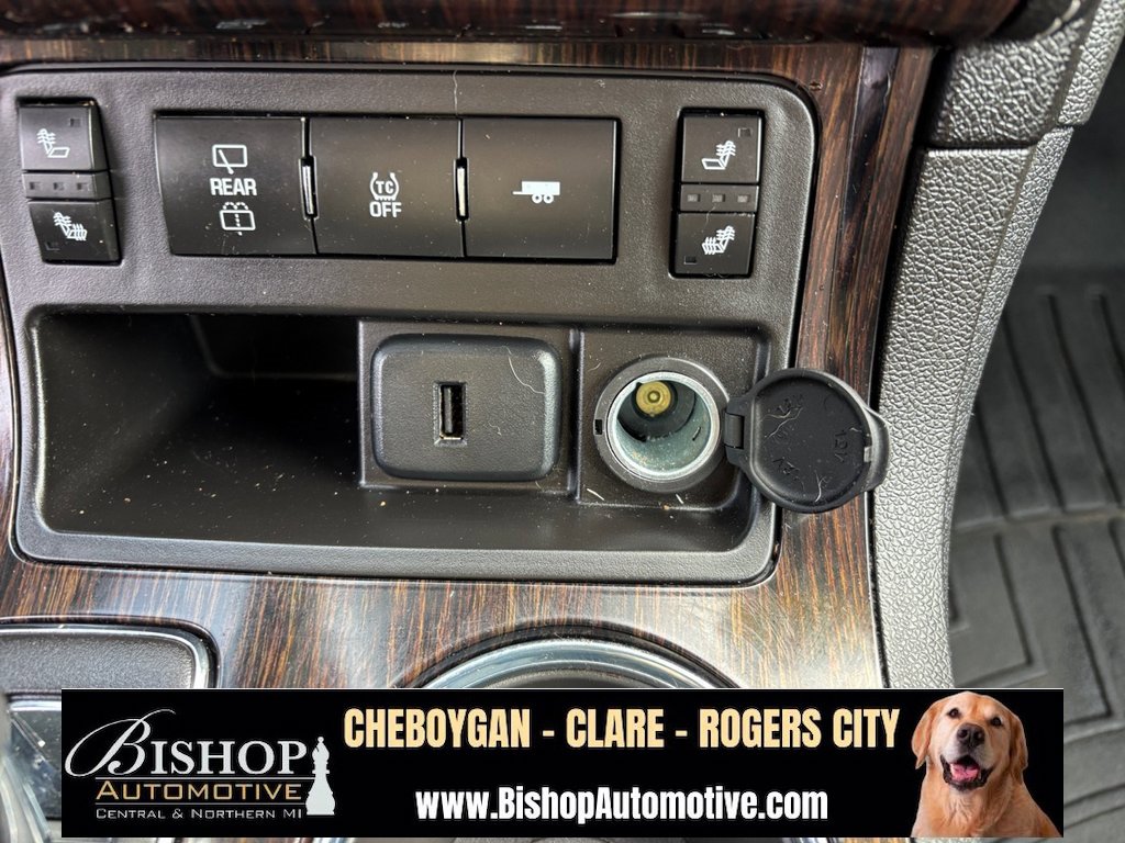 2016 Chevrolet Traverse 1LT photo 12