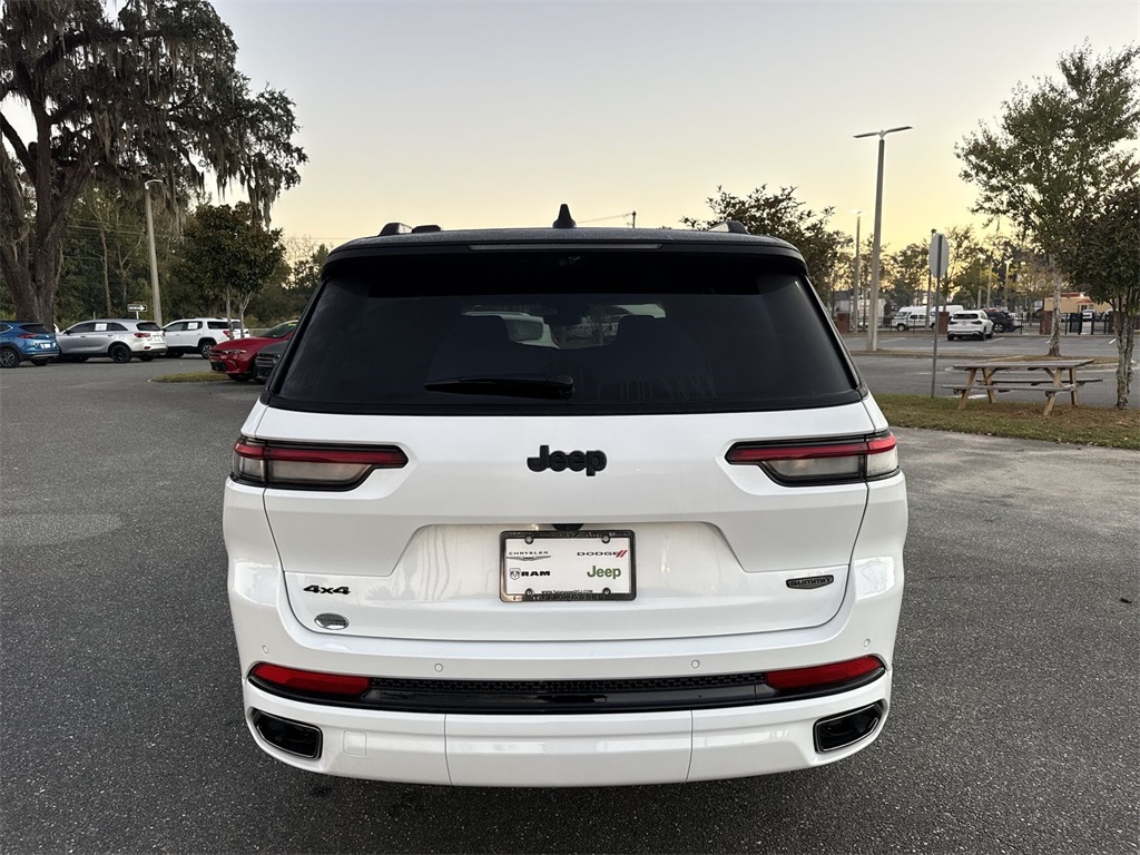 2025 Jeep Grand Cherokee L Summit Reserve photo 4