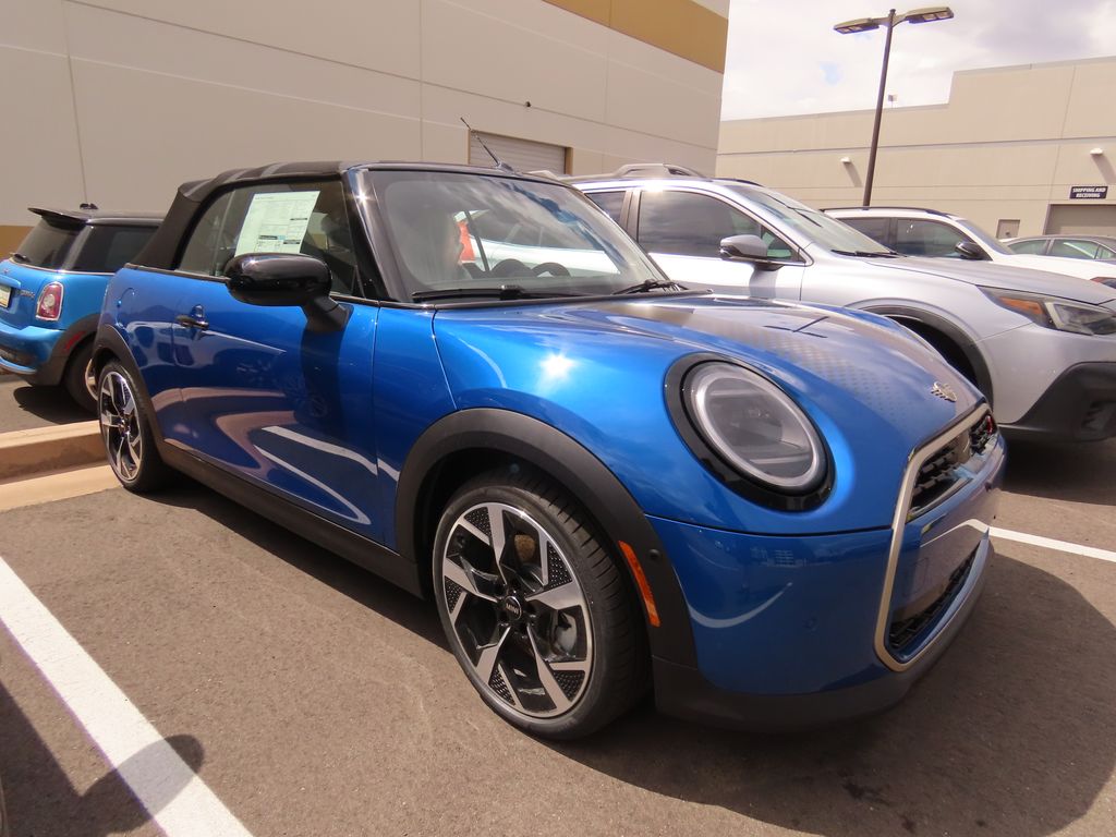 2026 Mini Cooper Convertible Iconic photo 2