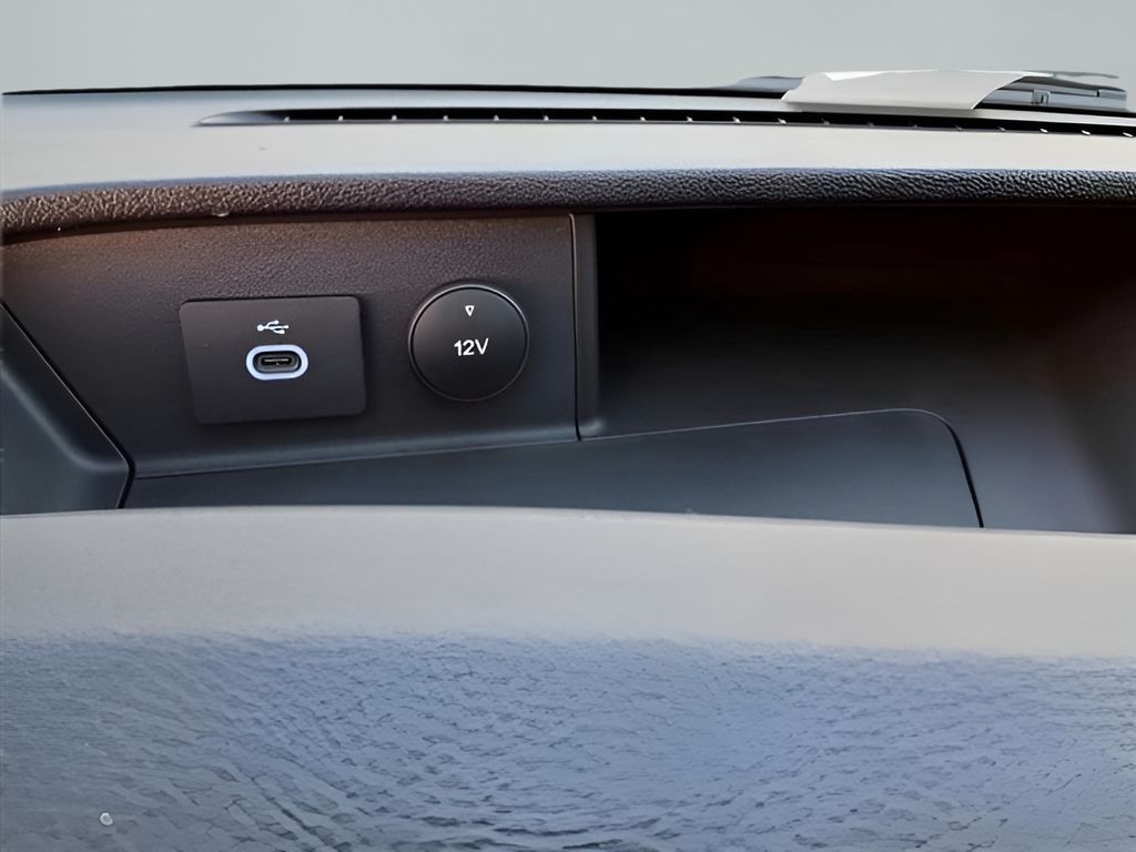2024 Ford Transit photo 23