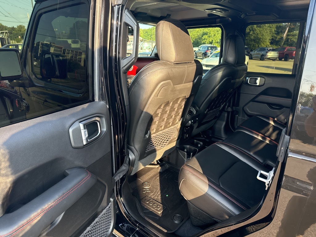 2020 Jeep Gladiator Rubicon photo 24