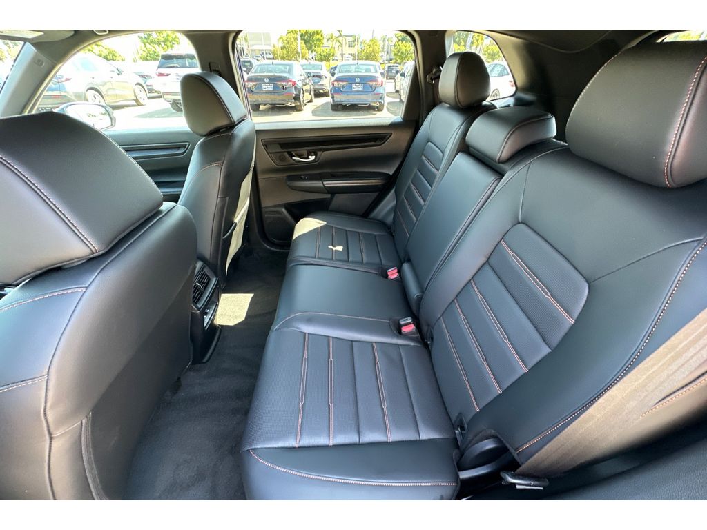 2025 Honda CR-V Hybrid Sport-L photo 11