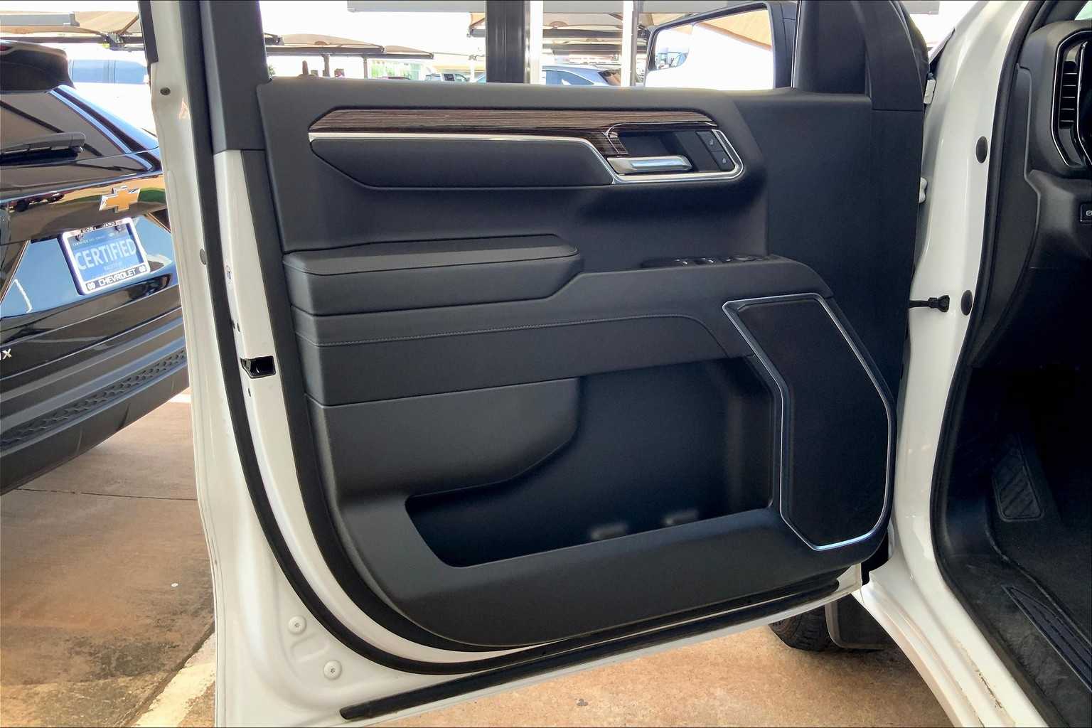 2023 Gmc Sierra 1500 Elevation photo 19