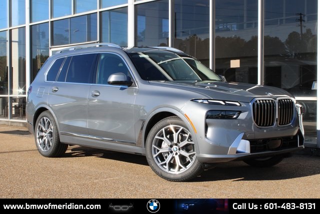 2026 BMW X7 40i's photo