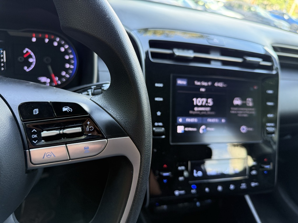 2024 Hyundai Tucson SEL photo 18