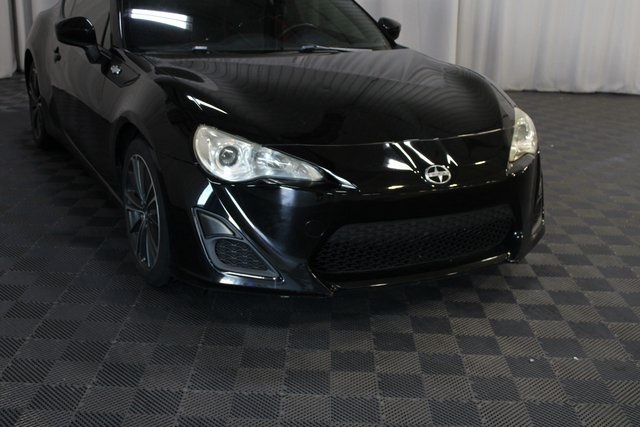 2013 Scion tC photo 16