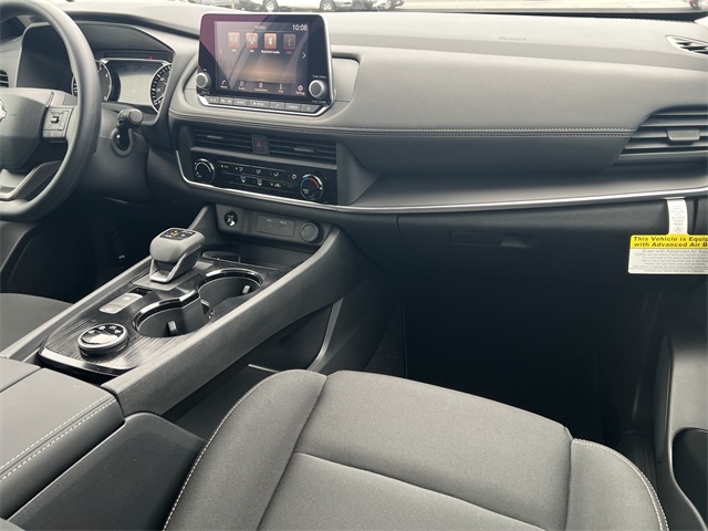2025 Nissan Rogue S photo 19
