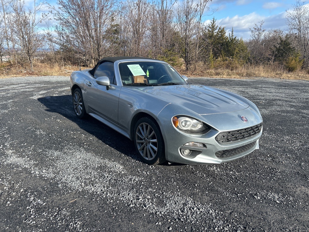 2020 FIAT 124 Spider Lusso's photo