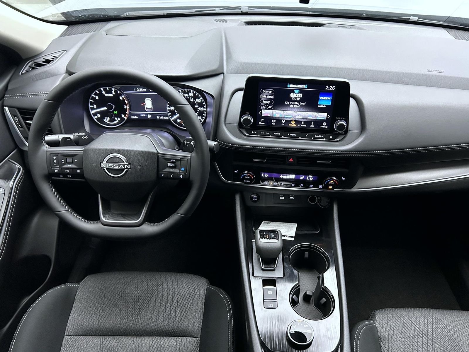 2026 Nissan Rogue SV photo 12