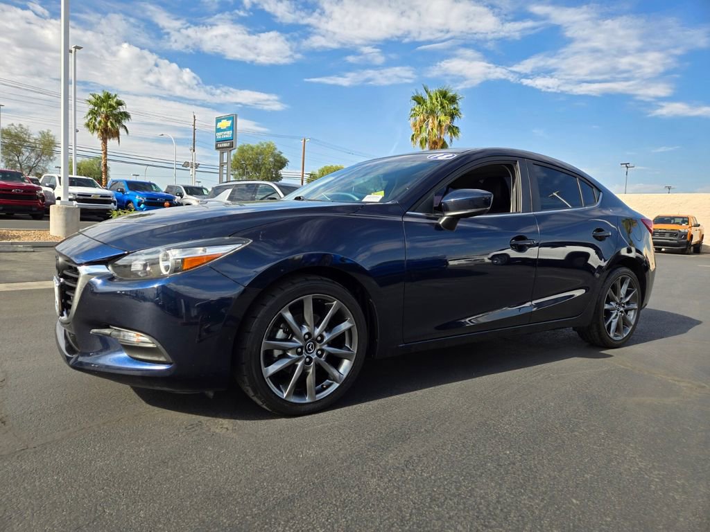 2018 Mazda Mazda3 Touring photo 2