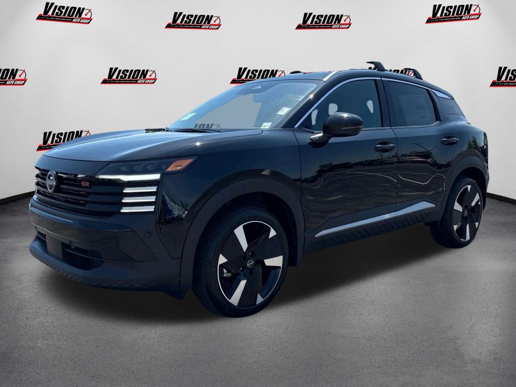 2025 Nissan Kicks SR AWD's photo