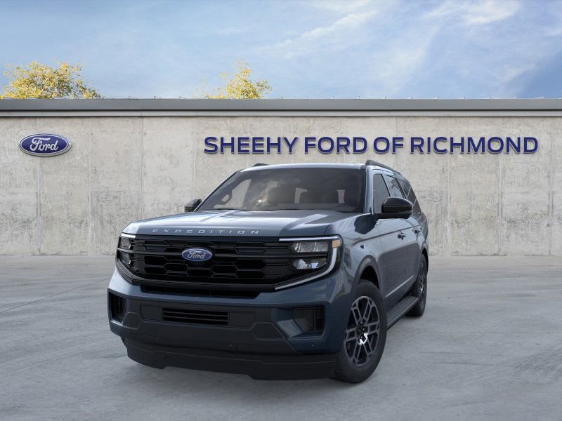 2025 Ford Expedition photo 3