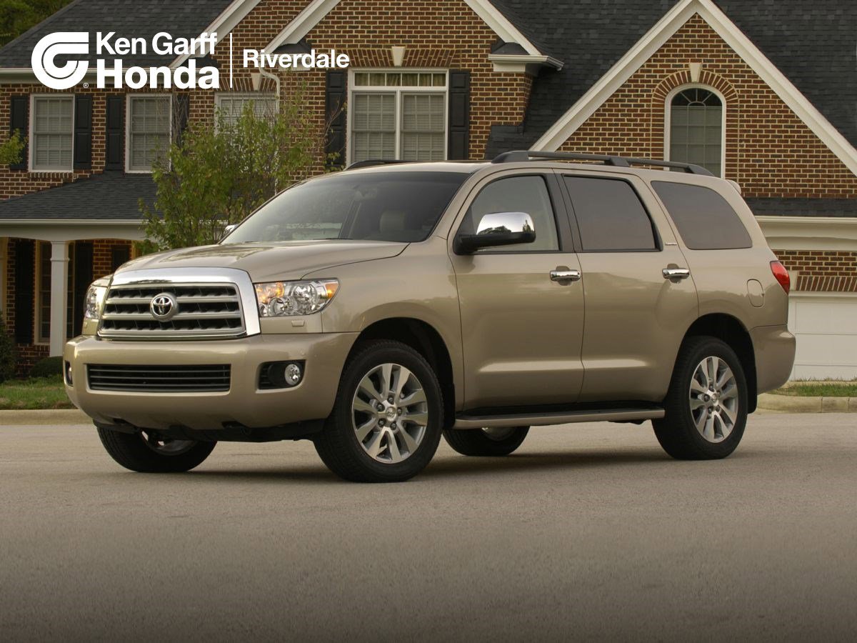 2013 Toyota Sequoia Limited's photo