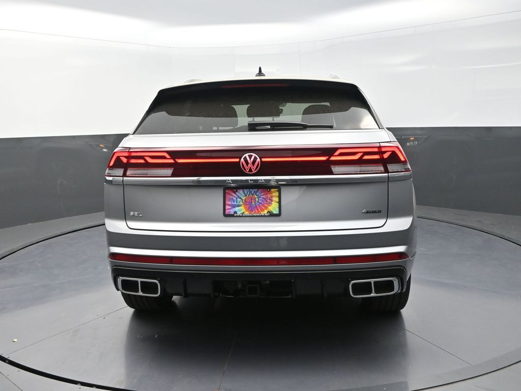 2025 Volkswagen Atlas Cross Sport SEL Premium R-Line photo 6