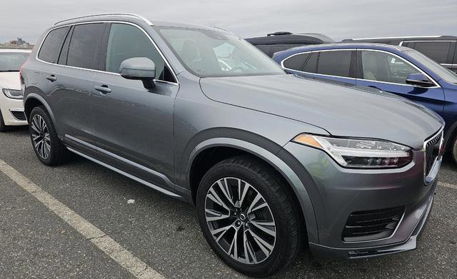 2020 Volvo XC90 Momentum