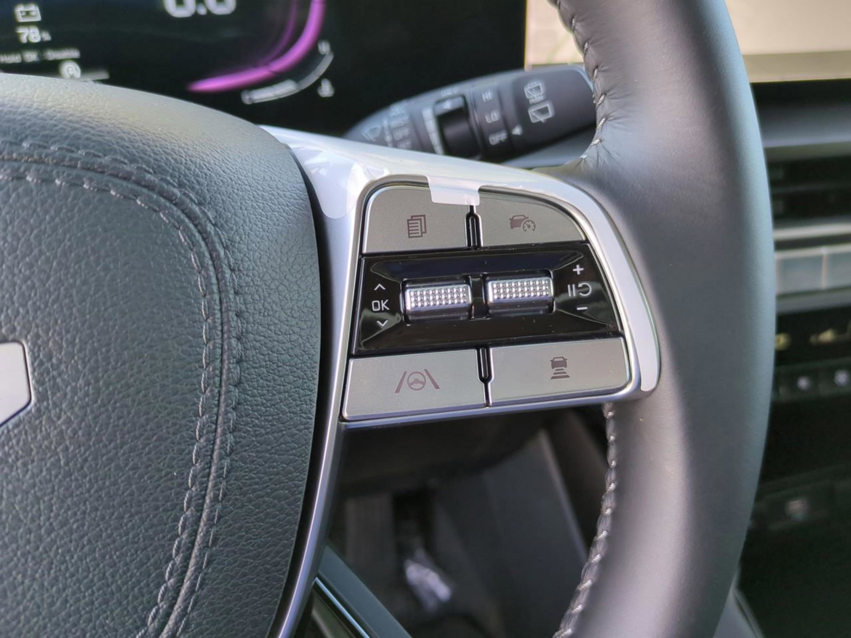 2025 Kia Telluride LX photo 27