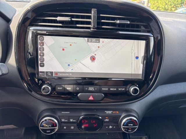 2022 Kia Soul S photo 14