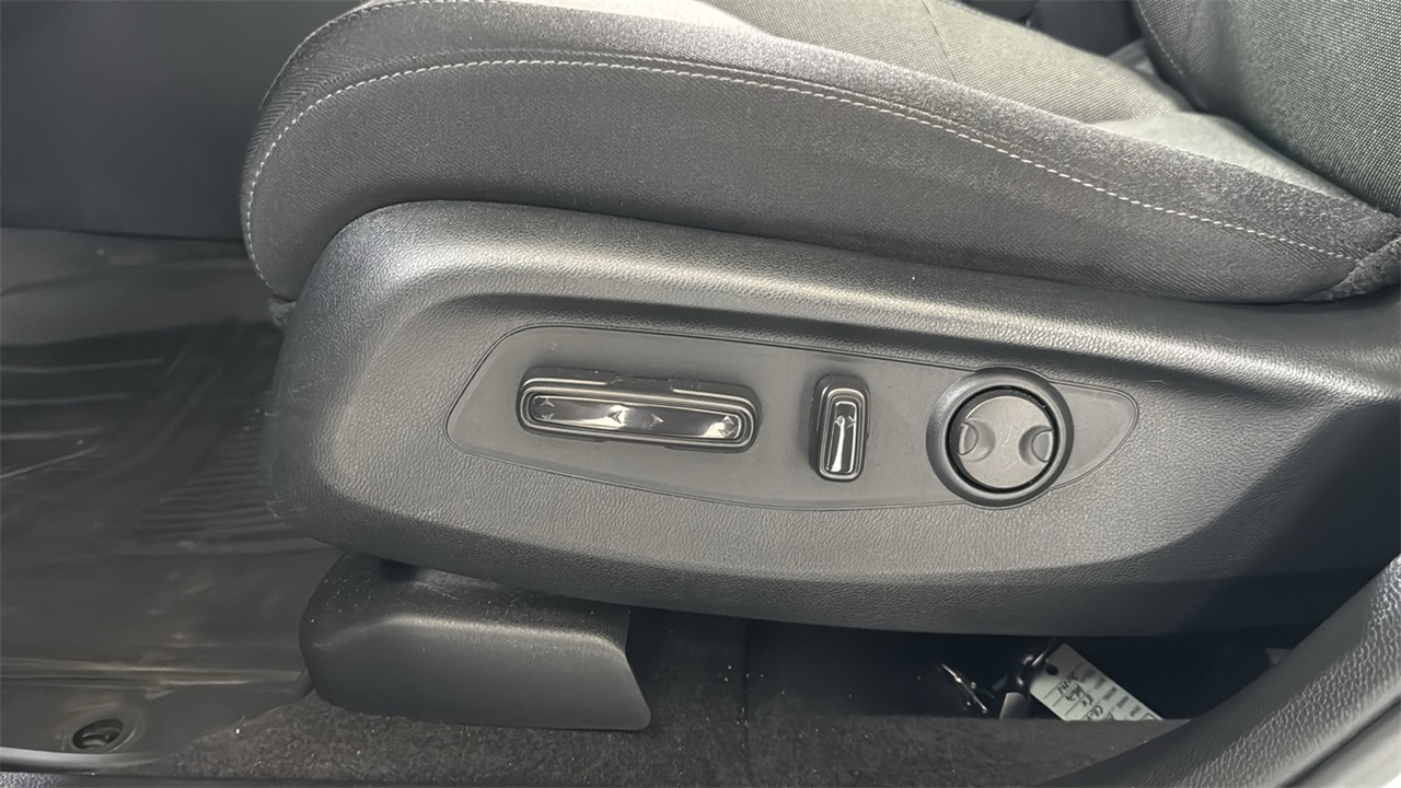2023 Honda CR-V EX photo 14