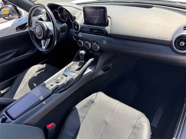 2023 Mazda MX-5 Miata Miata RF Grand Touring photo 15