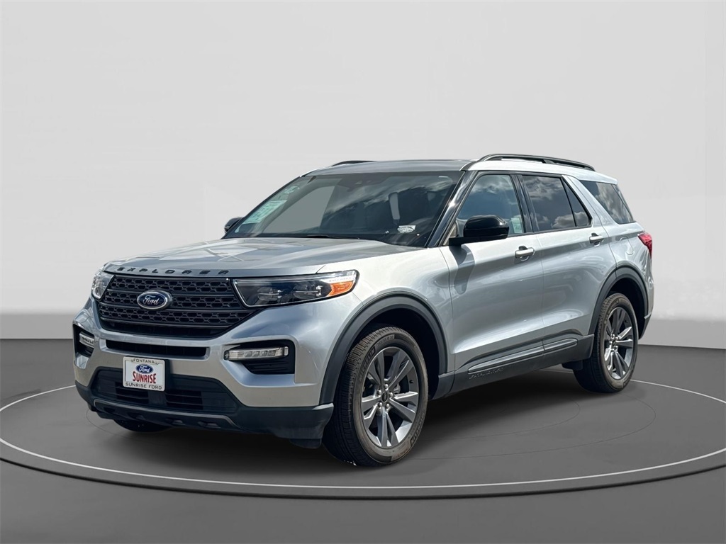 2023 Ford Explorer XLT's photo