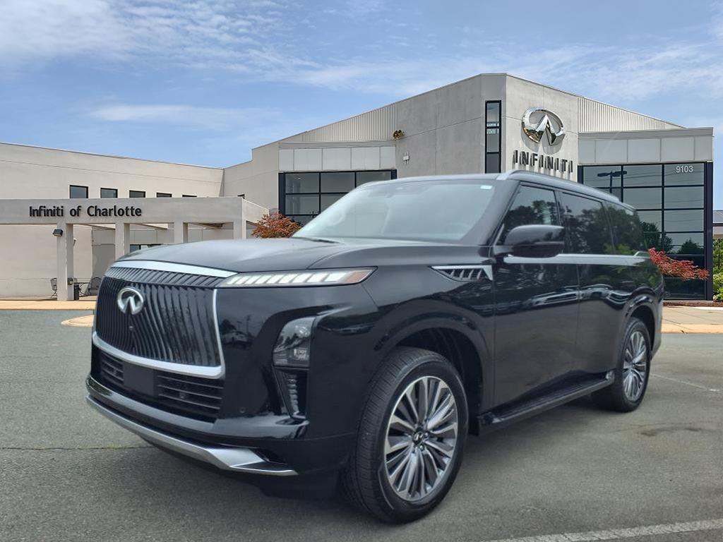 2025 INFINITI QX80 Luxe's photo