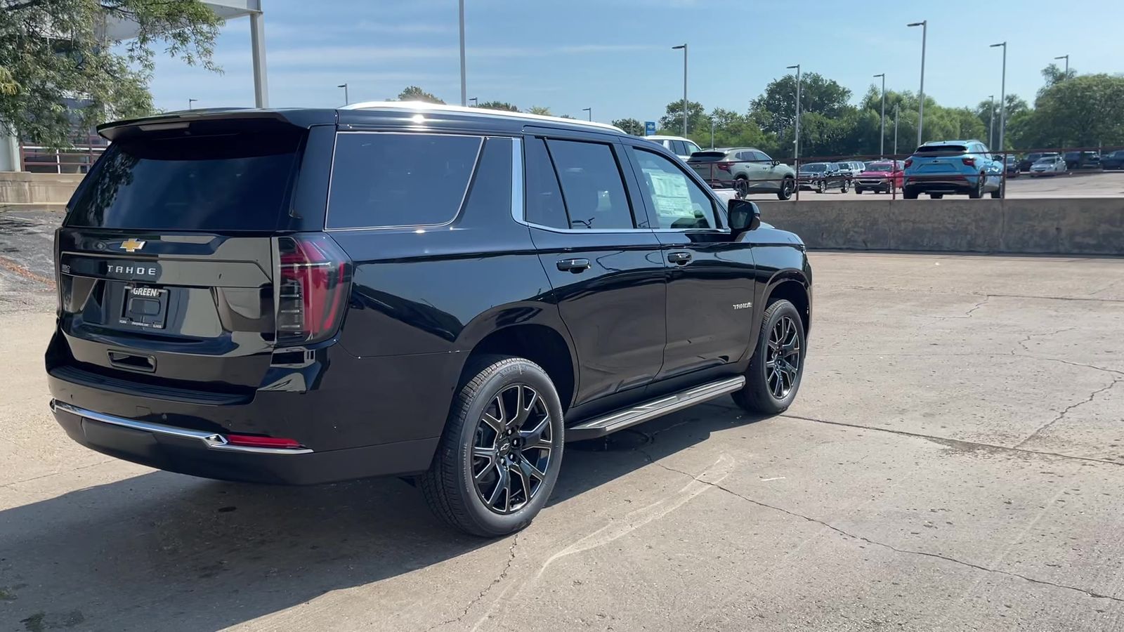2025 Chevrolet Tahoe LS photo 21
