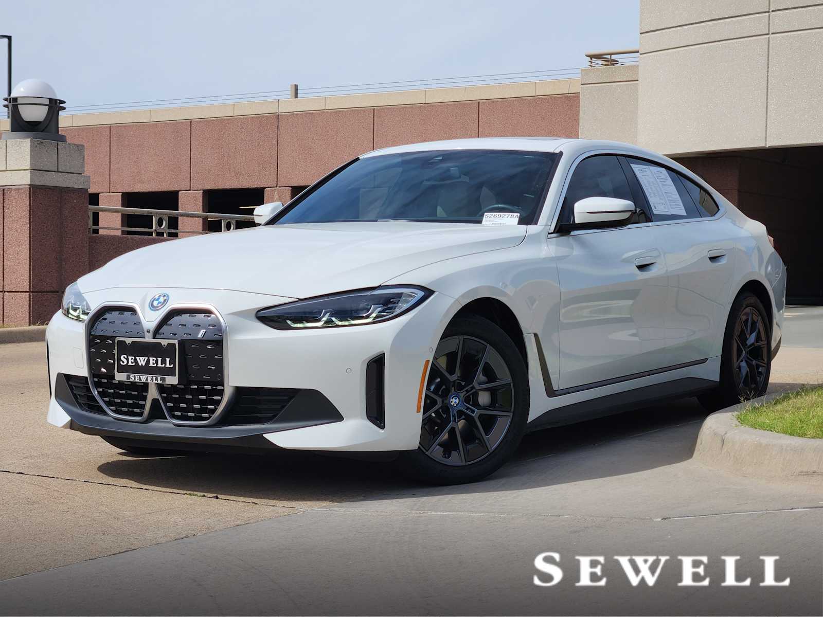 2024 BMW i4